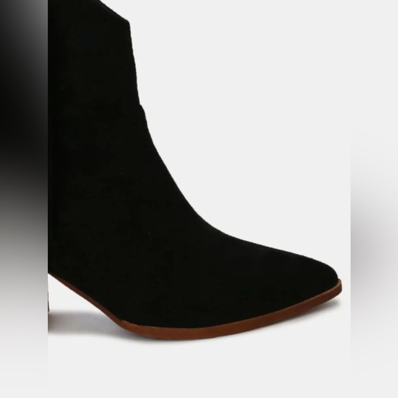 Beast Fashion NIB Suede Fringe Point Toe Ankle Boots 7.5 - Picture 3 of 7